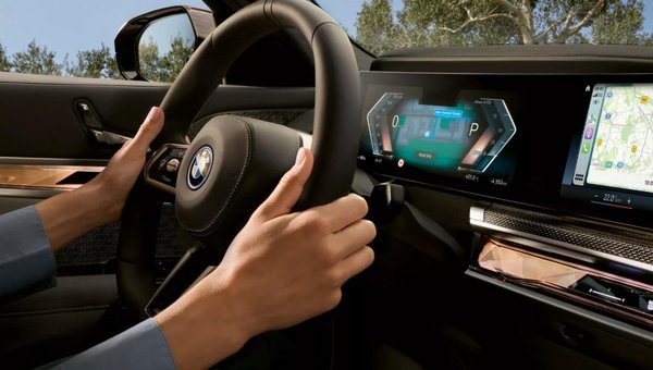 De la Rive-Nord à Montréal sans stress : comment le Highway Assistant de BMW transforme vos trajets