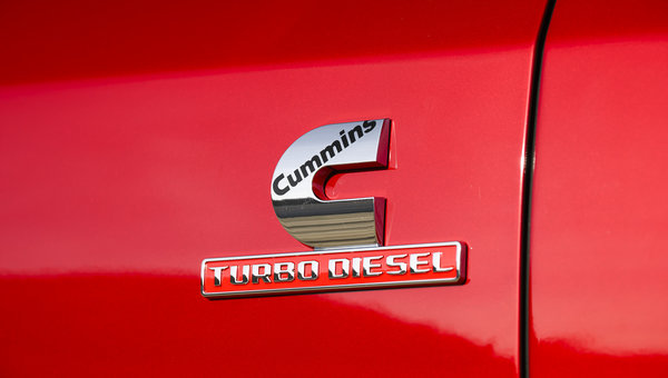 La puissance du diesel : pourquoi le moteur Cummins est le cœur des RAM Heavy Duty