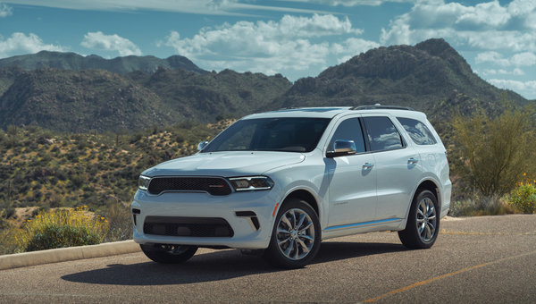 Beyond the Minivan: 3-Row Seating Showdown – Grand Cherokee L vs. Dodge Durango