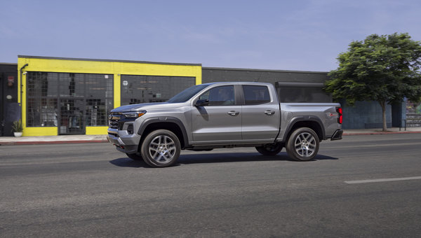 GMC Canyon AT4 2025 vs Chevrolet Colorado Z71 2025 : choisir votre camion d’aventure