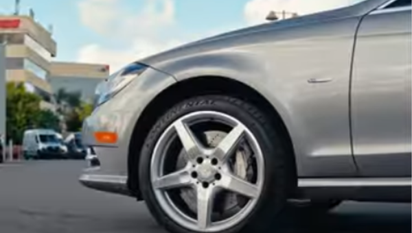 La Mercedes CLS550 2012