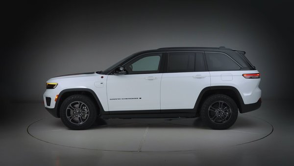 Hybrid, AWD, and Towing Power: Best 2026 Vehicles for Montreal Drivers