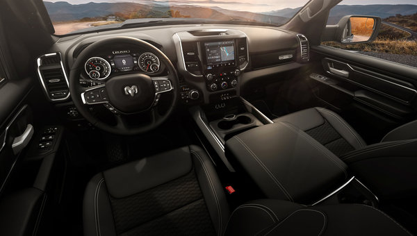 L'habitacle du Ram 1500 Big Horn BackCountry 2026 : robuste au quotidien, prêt pour l'aventure