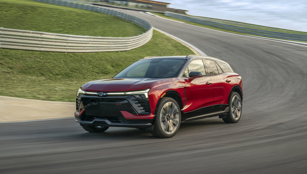 615 ch, 650 lb-pi et un 0-96 km/h en moins de 3,4 secondes : comment fonctionne le mode Wide Open Watts du Chevrolet Blazer EV SS 2026
