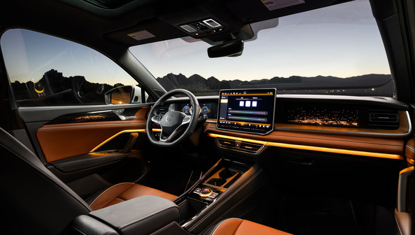 Écran de 12,9 po et Digital Cockpit Pro : la technologie quotidienne simplifiée sur le Tiguan 2026