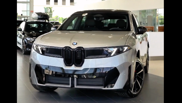 Découvrez la toute nouvelle BMW iX3 2027 !