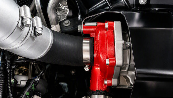 Stellantis dévoile le concept de groupe motopropulseur eBoost Air de sa division performance SRT