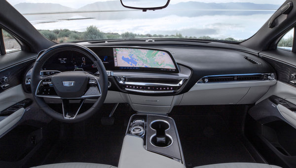 Planning EV Road Trips With the myCadillac App’s Range Map and Route Planner