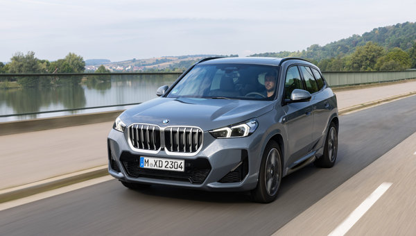 Conduite hivernale au Québec : comment le rouage intégral xDrive de série du BMW X1 2026 maîtrise les routes glissantes