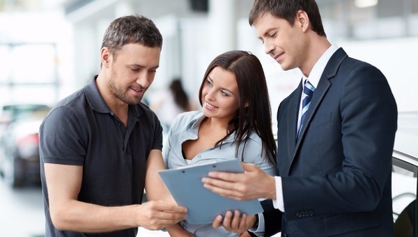 Trois questions importantes au moment d’acheter votre véhicule neuf