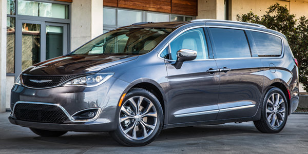 La Chrysler Pacifica 2018 est le Véhicule utilitaire de l’année selon l’AJAC
