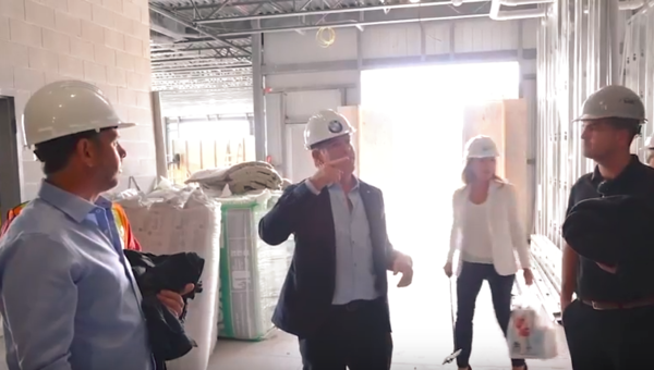 Grenier BMW: Construction visite avec l'équipe