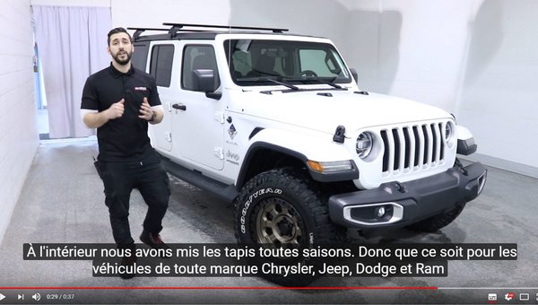 OFF-ROAD: Wrangler Unlimited Sahara Blanc