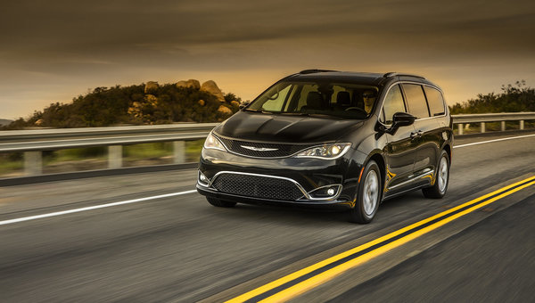La Chrysler Pacifica 2019 : Un coup d’œil au Véhicule utilitaire de l'année de l'AJAC