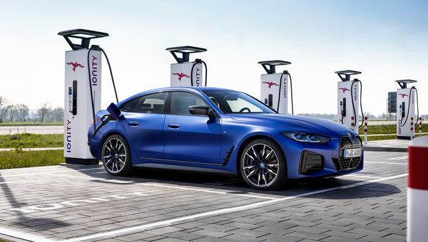 La BMW i4 M50 xDrive : Performances à l’état pur