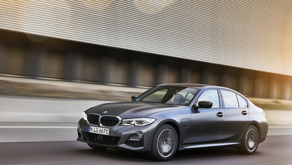 BMW Série 3 2021 vs Audi A4 2021 : Pour les performances et l’espace