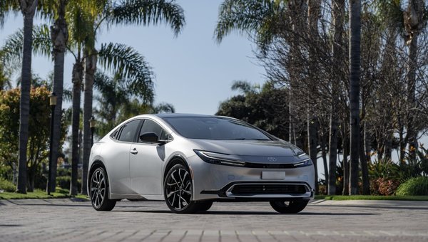 Une nouvelle appellation pour les véhicules hybrides branchables de Toyota