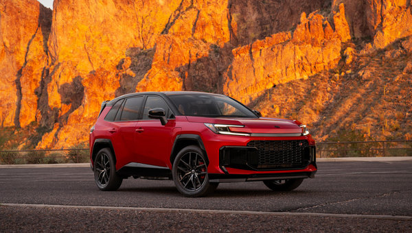 RAV4 Hybride Rechargeable 2026 : Puissance Accrue et Autonomie Électrique de 80 km