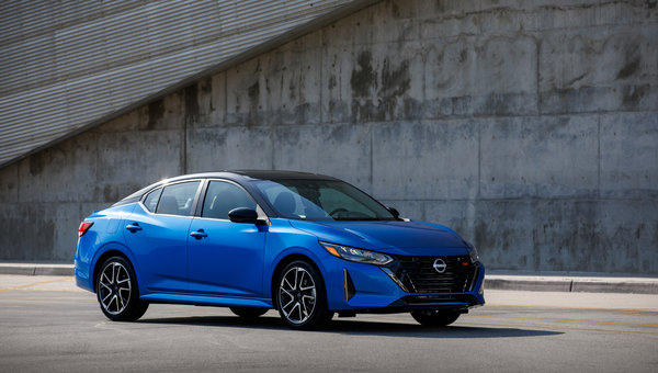 Allez plus loin cet été : comment la Nissan Sentra vous permet de profiter de la saison sans vous soucier du coût du carburant