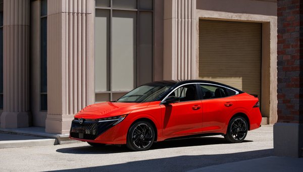 La Nissan Sentra 2026 SR Premium : la version la plus sportive de la Sentra, en détail