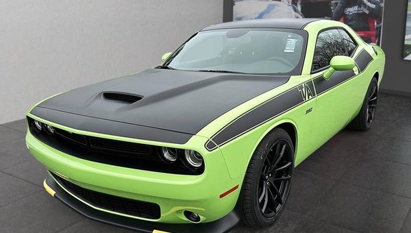 Pourquoi acheter une Dodge Charger ou Challenger 2023?