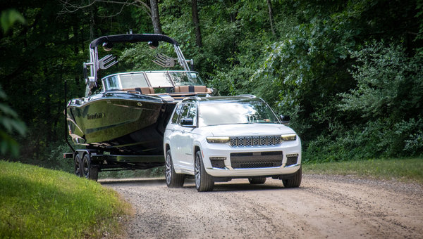 5 VUS Dodge et Jeep qui remorquent votre bateau comme des pros