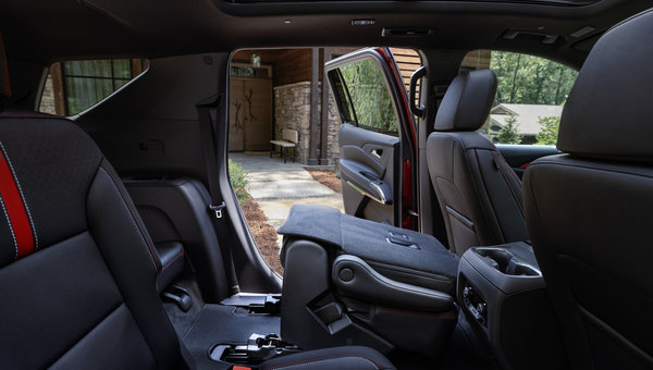 Espace optimisé : 5 solutions de rangement dans les VUS Chevrolet parfaites pour l’été
