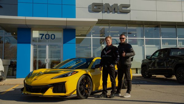 Paillé GM livre la toute première Corvette ZR1 2025 de 1 064 ch au Québec