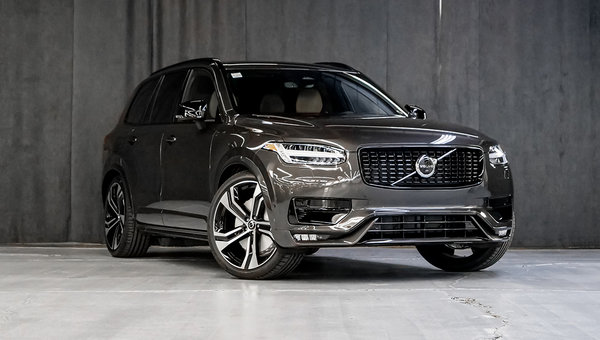 Volvo XC90 2023 ULTIMATE DARK Platinum Grey - Pictures