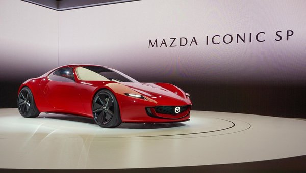 MAZDA UNVEILS 'MAZDA ICONIC SP' COMPACT SPORTS CAR CONCEPT