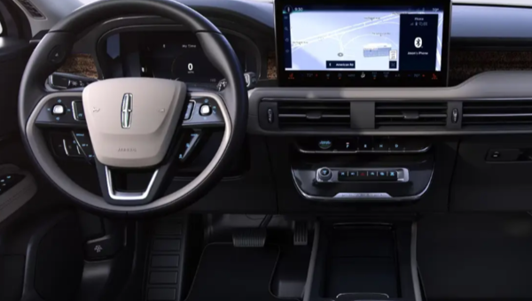 Tailored to Every Drive: Lincoln Corsair’s Adaptive Drive Modes
