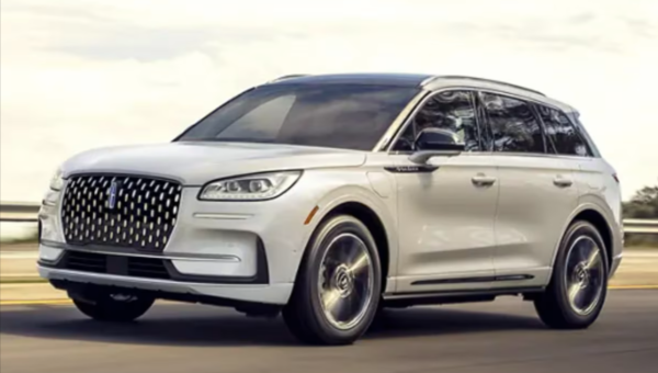 Everyday Convenience Made Simple: Lincoln Corsair’s Hands-Free Power Liftgate