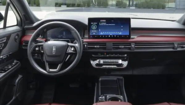 How to Connect Your Smartphone to the 2025 Lincoln Corsair Stereo System