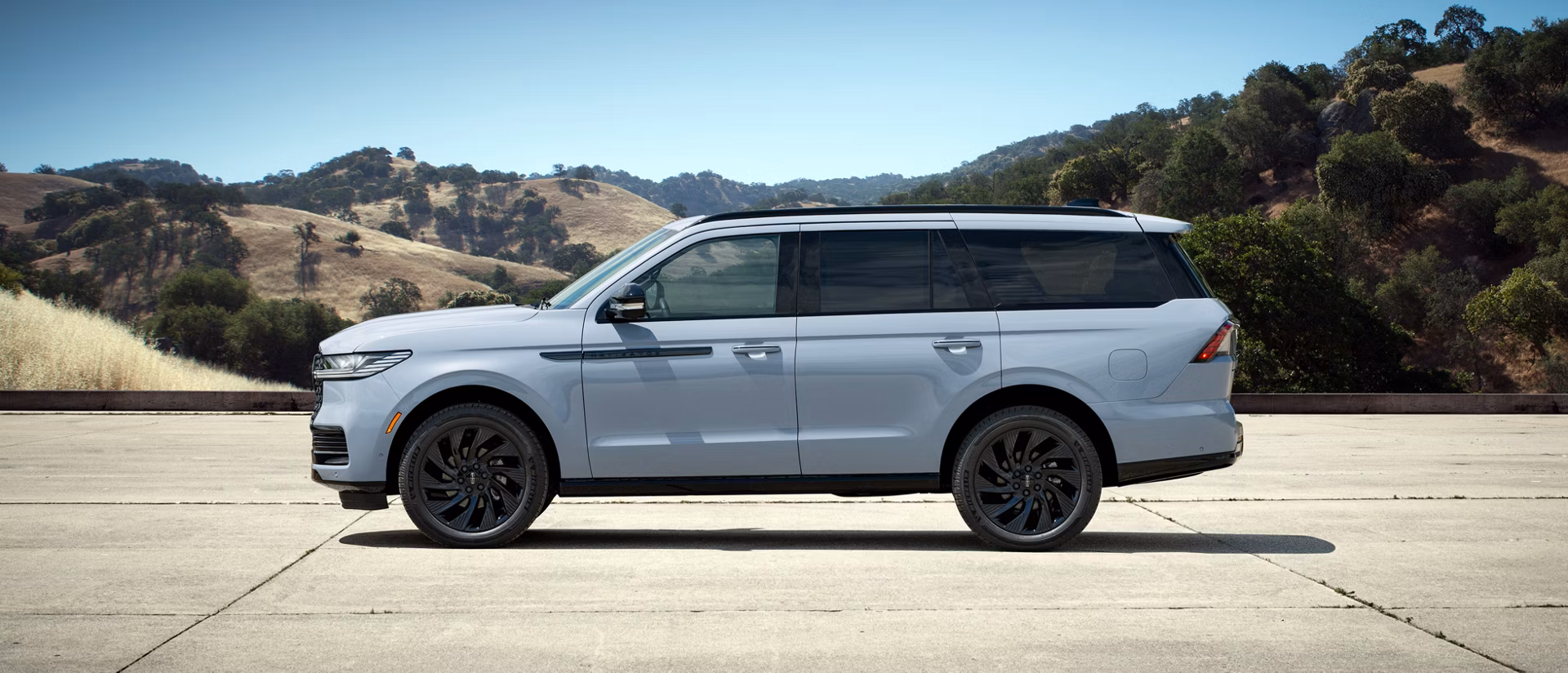 What Makes the 2027 Lincoln Navigator Perfect for Your Family?