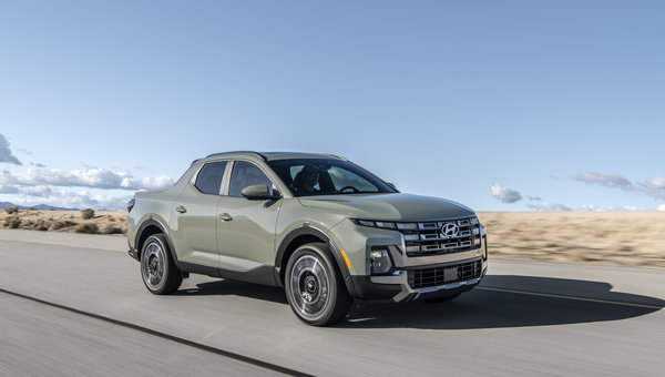 Which 2025 Hyundai Santa Cruz Trim Handles Your Summer Activities Best?