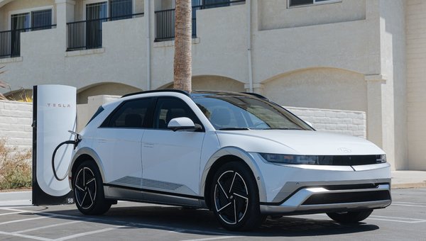 2026 Hyundai IONIQ 5: The 504 km Long-Range EV for New Brunswick’s Summer Activities