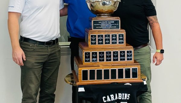 La Coupe Vanier de passage chez Gentilly Ford