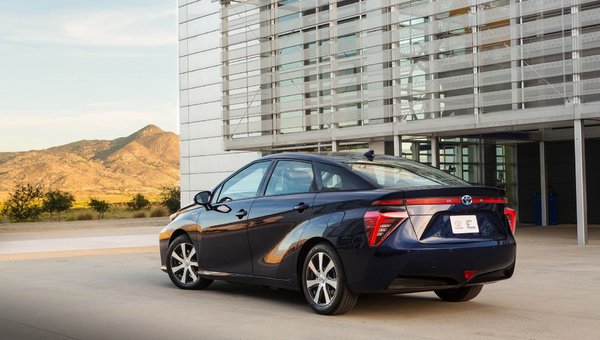 Discover the 2019 Toyota Mirai, the Hydrogen Electric vehicle from Toyota!
