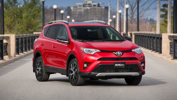 Why choose your pre-owned Toyota RAV4 at Longueuil Toyota