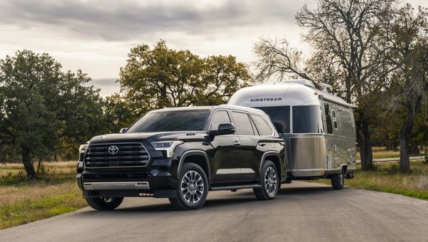 Toyota SUVs and trucks, and their towing capacities (2023)