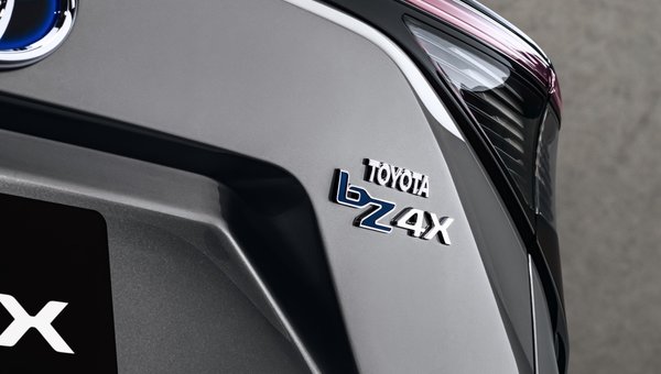 Toyota BZ4X et le plan d'électrification de Toyota