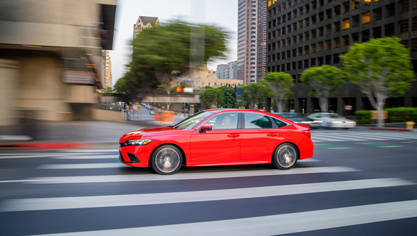 Honda Civic 2023 : pourquoi vous devriez l'envisager comme votre prochaine voiture