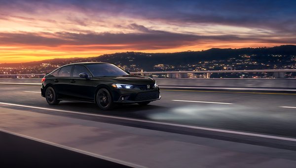 Honda Civic Si 2024 : Le mélange parfait de puissance, de style et de plaisir estival