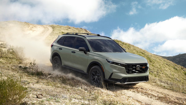 Le Honda CR-V 2026 accueille une toute nouvelle version hybride TrailSport