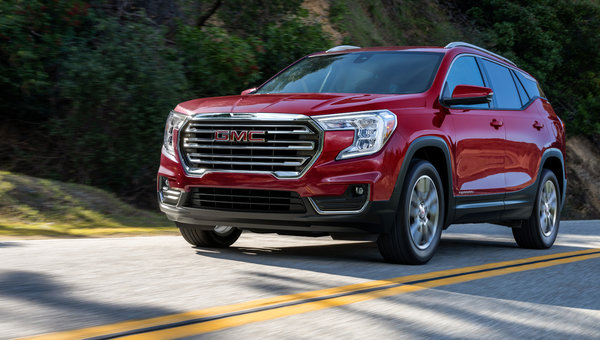 Comparaison entre le GMC Terrain et le Chevrolet Equinox 2024