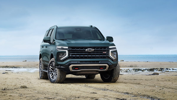 5 raisons de s'enthousiasmer pour le Tahoe et le Suburban 2025