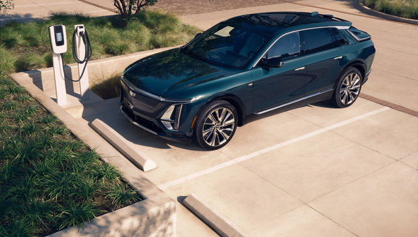 Cadillac Lyriq : un modèle qui attire une nouvelle clientèle