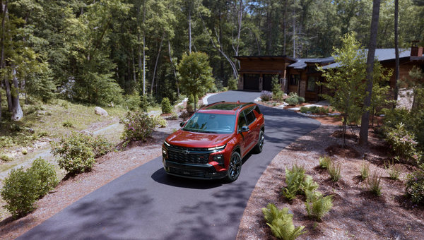 Banquette 60/40 à commande électrique : la troisième rangée du Chevrolet Traverse RS 2026 simplifiée
