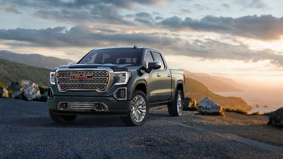 FORD F-150 2019 VS GMC SIERRA 1500 2019 À CHICOUTIMI