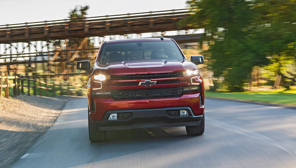 Chevrolet Silverado 2021 vs Ford F-150 2021 : polyvalence et technologie